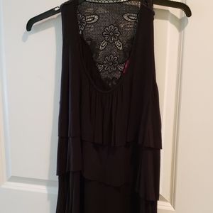 Women's sleeveless top